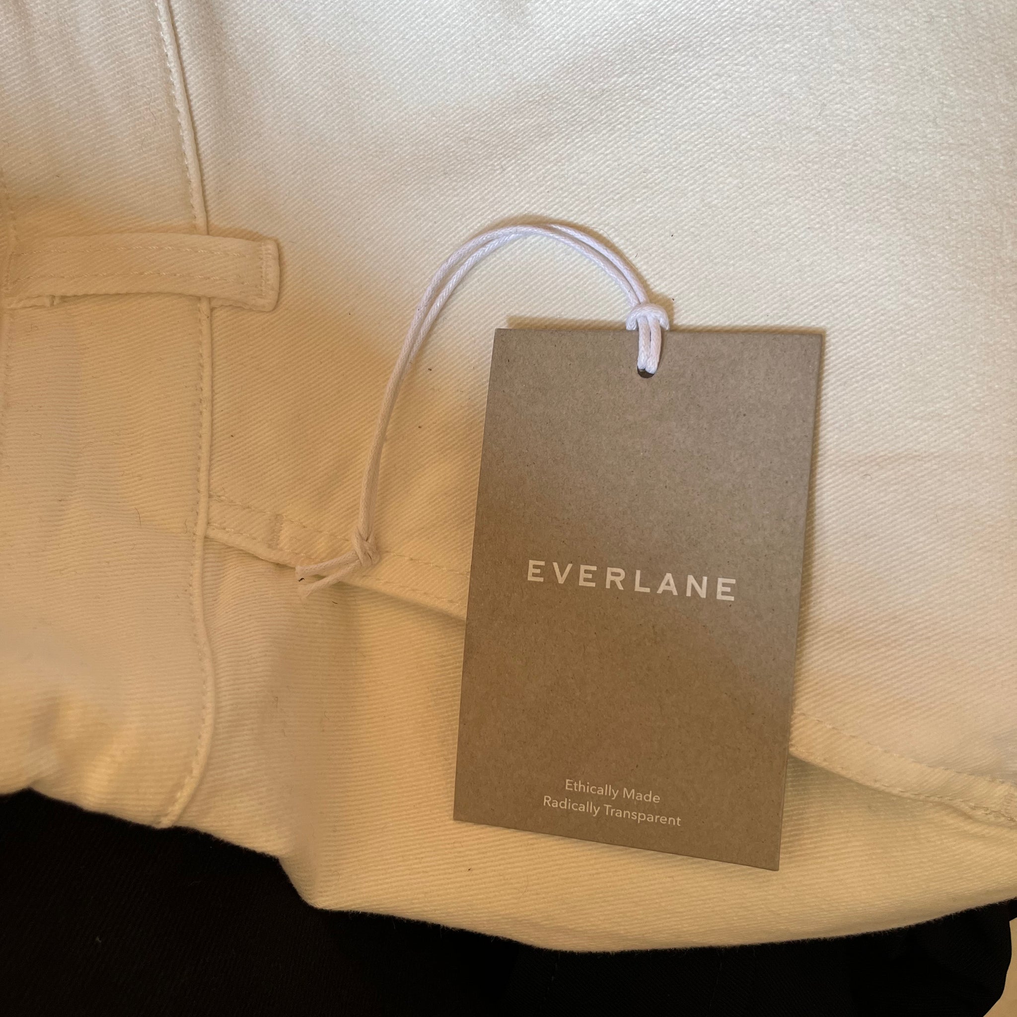 Everlane Wholesale - 20 pieces - Men's & Women's Sweater Mix